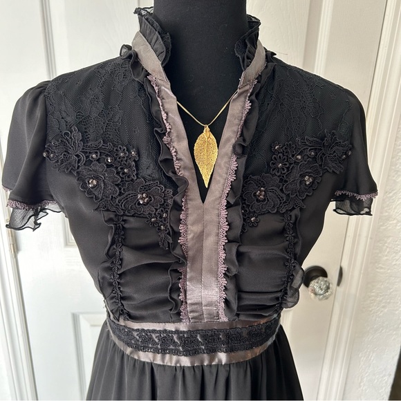 Axes Femme Black Lolita Dress - Picture 2 of 9